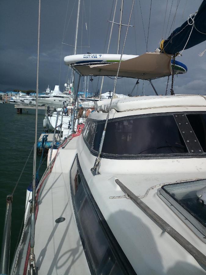 Готель Bed & Boat Brezza Del Mare В'яреджо Екстер'єр фото